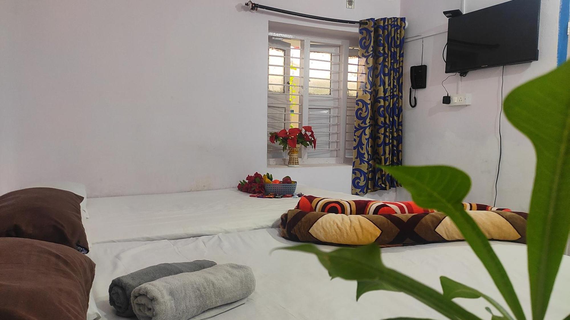 Adh Amilia Gardens Hotel Narasimharaja Puram Екстериор снимка