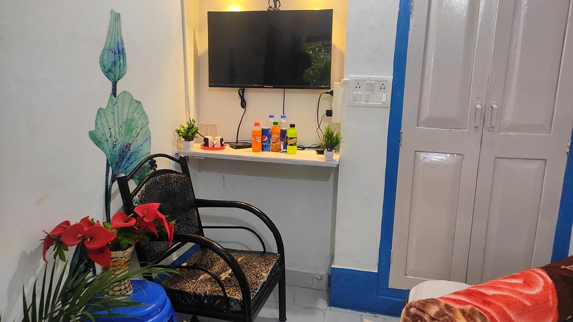 Adh Amilia Gardens Hotel Narasimharaja Puram Екстериор снимка