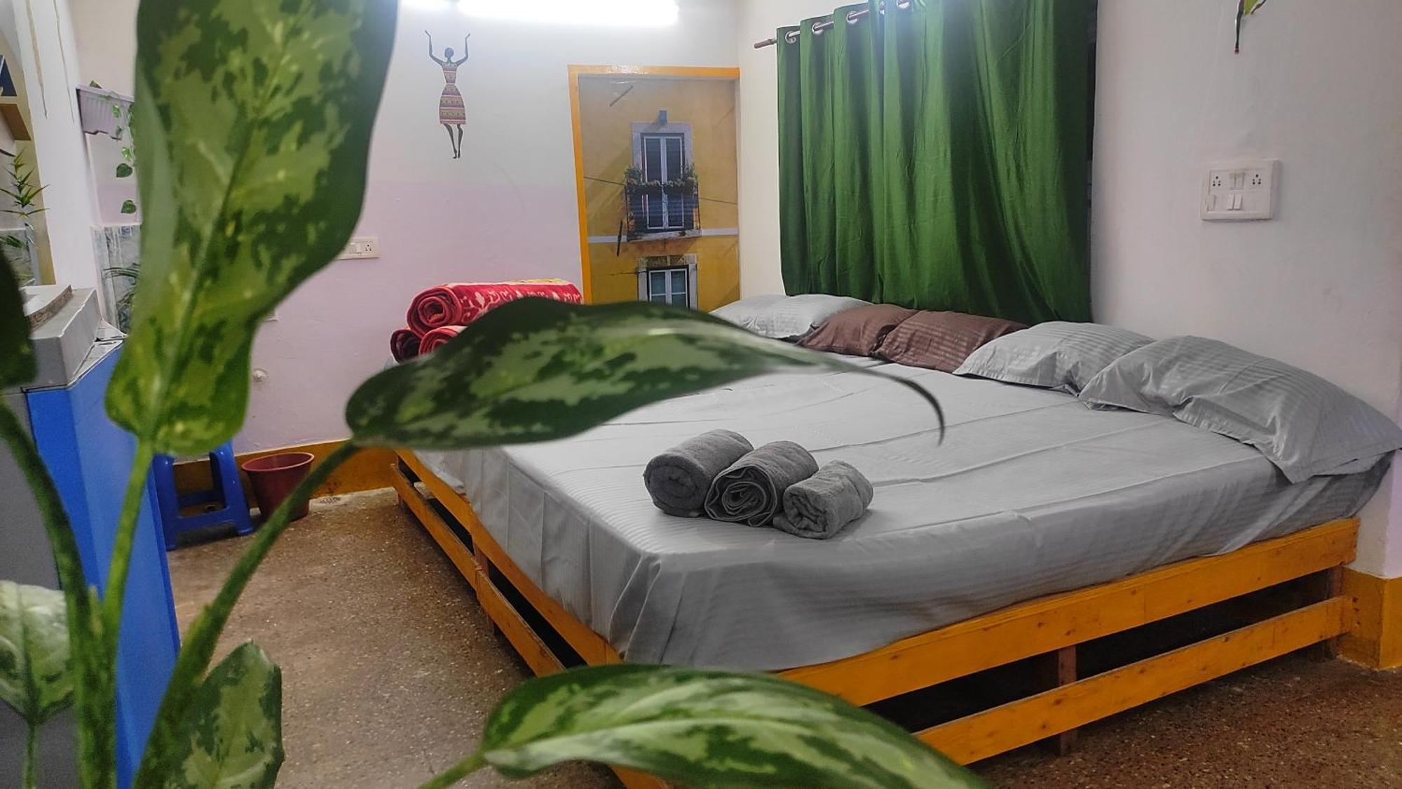Adh Amilia Gardens Hotel Narasimharaja Puram Екстериор снимка