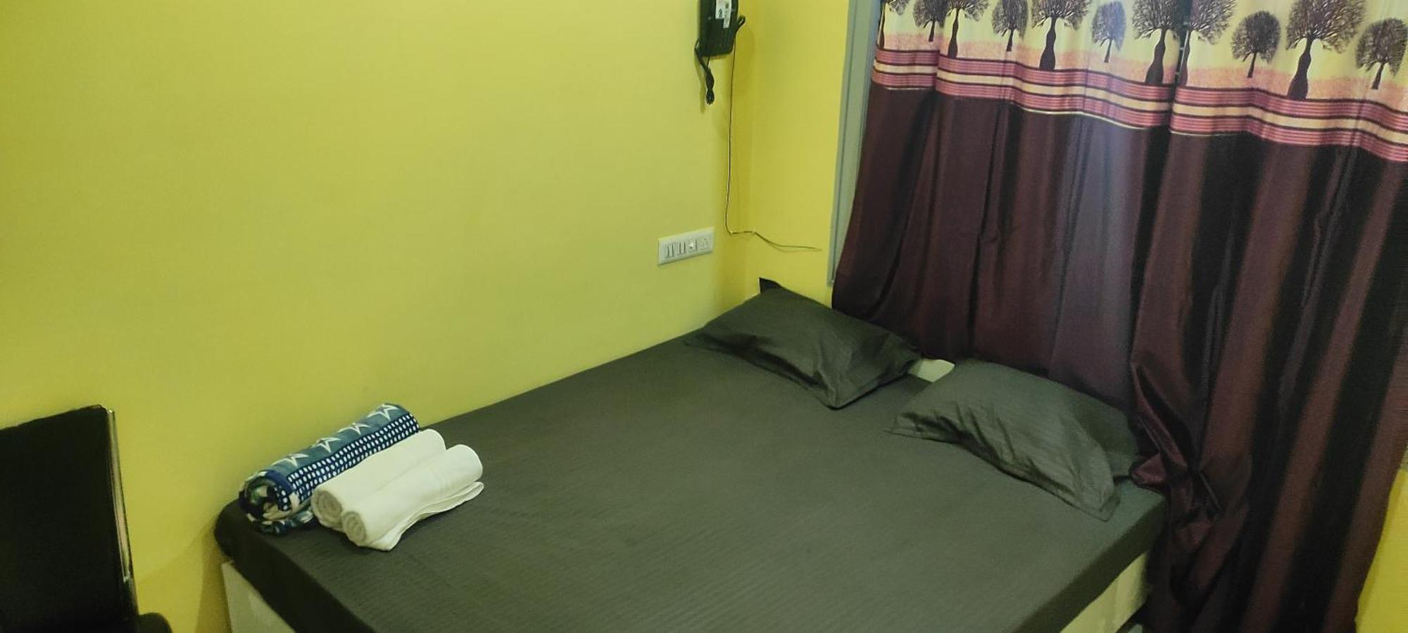 Adh Amilia Gardens Hotel Narasimharaja Puram Екстериор снимка
